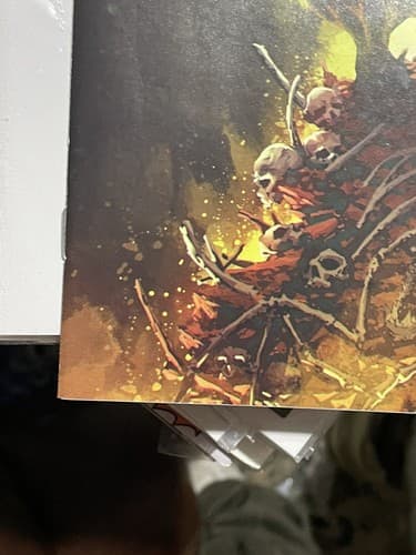 Venom #30 (2021 Marvel) Comic Kingdom - Thumbnail 3