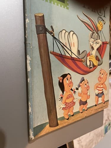 Dell Giant Bugs Bunny Beach Party #46 (1961 Dell Comics) Looney Tunes - Thumbnail 2