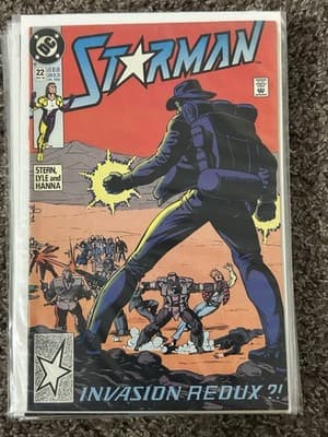 Starman #22, 23, 24, 26, 27 (1990 DC) Lot Of 5 - 1 KEY - 1st App Of David Knight - Thumbnail 2