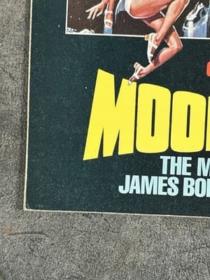 MOONRAKER Official Mag. (1979 Warren Pub) JAMES BOND 007 Ian Fleming BOND GIRL - Thumbnail 3
