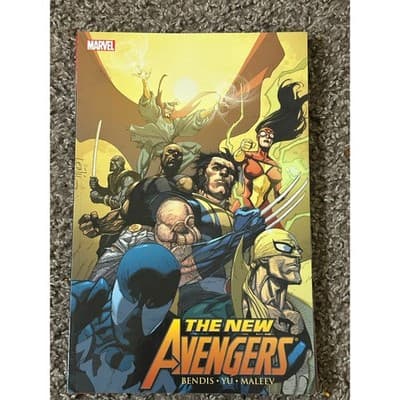 Lot of 4 Marvel Avengers & Thanos Hardcover & TPB (2009-19) - Thumbnail 6