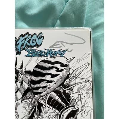 Cyberfrog: Bloodhoney #1C B&W Signed by Ethan Van Sciver (2019 All Caps Comics) - Thumbnail 8