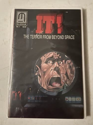 IT! THE TERROR FROM BEYOND SPACE #1 DIE-CUT COVER & 2 (1992 MILLENNIUM) Lot Of 2 - Thumbnail 2