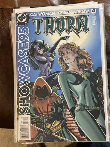 SHOWCASE '95 #2, 3, 4, 8 (1995 DC) Supergirl, Mongul, Thorn - 1 KEY- Lot Of 4 - Thumbnail 4