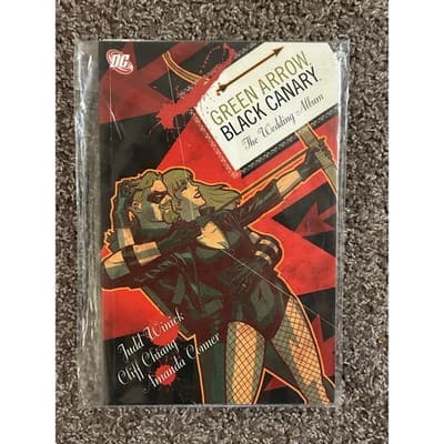 Lot of 4 DC Comics TPB Batman, Death of Superman, Green Arrow & Black Canary - Thumbnail 6