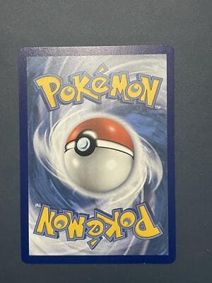 SWSH08: Fusion Strike #242/264 Skaters' Park - Thumbnail 2