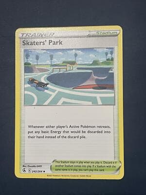 SWSH08: Fusion Strike #242/264 Skaters' Park - Image 1