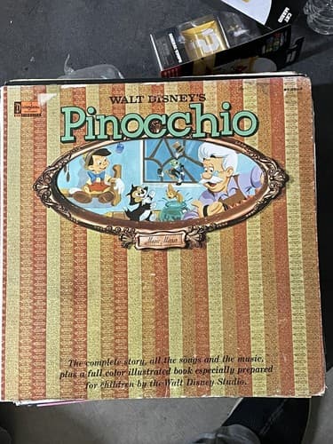 A Disneyland Record, Disney's Pinocchio, Complete Story, Music, Songs, And Book - Image 1