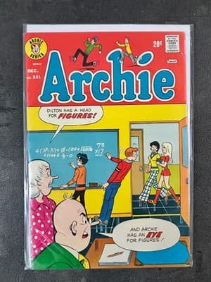 Archie Comic Lot 5 Issues 203 212 231 239 245 Vintage VG Cover Wear Classic - Thumbnail 4