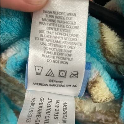 Disney FROZEN Blue and Cream Plush Fabric - Thumbnail 4