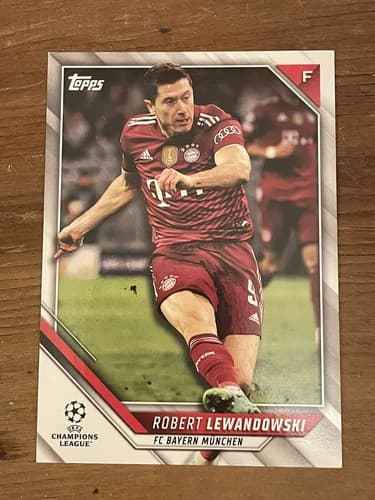 2022 Topps Champions League Robert Lewandowski #108 FC Bayern - Image 1