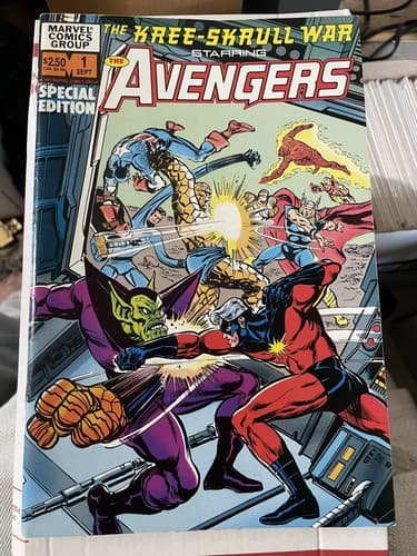 KREE-SKRULL WAR STARRING THE AVENGERS #1 & 2 (1983 Marvel) COMPLETE SET Of 2 - Thumbnail 2