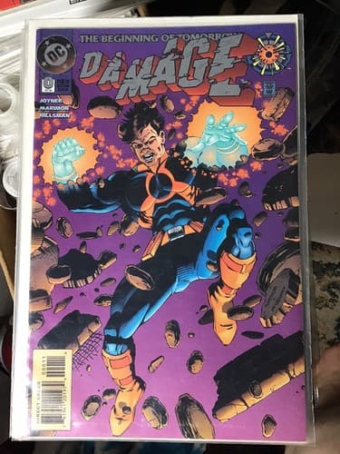 Damage #0, 1, 2, 4 - 7, 11, 12, 17 - 20 (1994 DC) Lot Of 13 - Thumbnail 3
