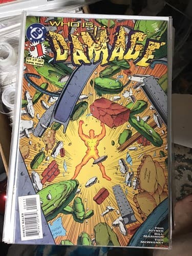 Damage #0, 1, 2, 4 - 7, 11, 12, 17 - 20 (1994 DC) Lot Of 13 - Thumbnail 4