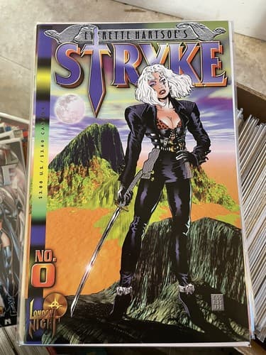 Stryke #0 (1995 London Night) Cover "B" Variant - Razor Swimsuit on Back - Image 1