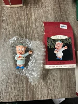 Hallmark Looney Tunes Collection Ornaments Lot of 6 Red Multi-color One Size - Thumbnail 6