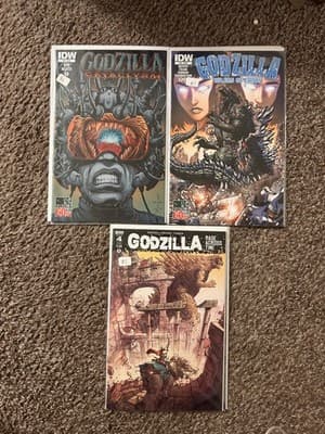 IDW Comic Book Lot Godzilla Rulers of Earth #18 Cataclysm #4 Rage Across Time #4 - Image 1