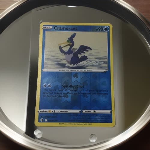 Pokemon TCG Cramorant Reverse Holo 028/072 Pokemon Shining Fates card - Image 1