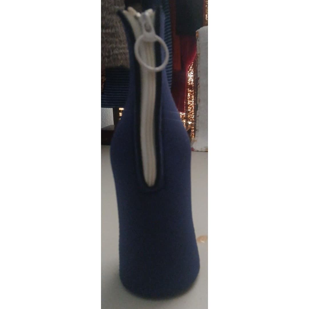 3 Coozies BUDWEISER 12OZ. VINTAGE CLEMSON TIGER 12OZ AUBURN 2010 NATIONAL CHAMP - Thumbnail 7