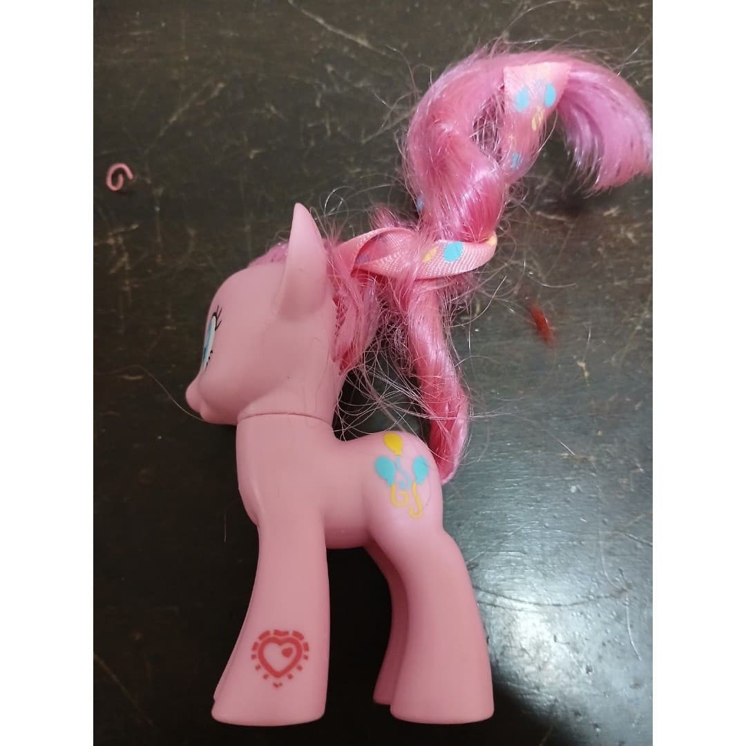 2007 G3 PINKIE PIE My Little Pony Hasbro MLP Pink Pony Pink Hair Heart on Leg - Image 1