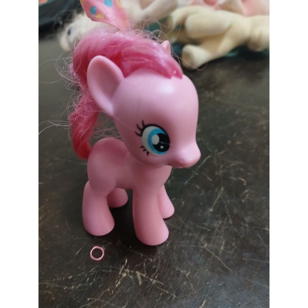 2007 G3 PINKIE PIE My Little Pony Hasbro MLP Pink Pony Pink Hair Heart on Leg - Thumbnail 5