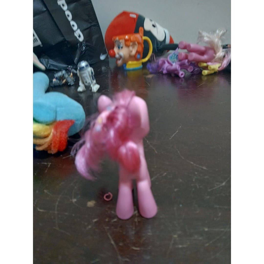2007 G3 PINKIE PIE My Little Pony Hasbro MLP Pink Pony Pink Hair Heart on Leg - Thumbnail 7