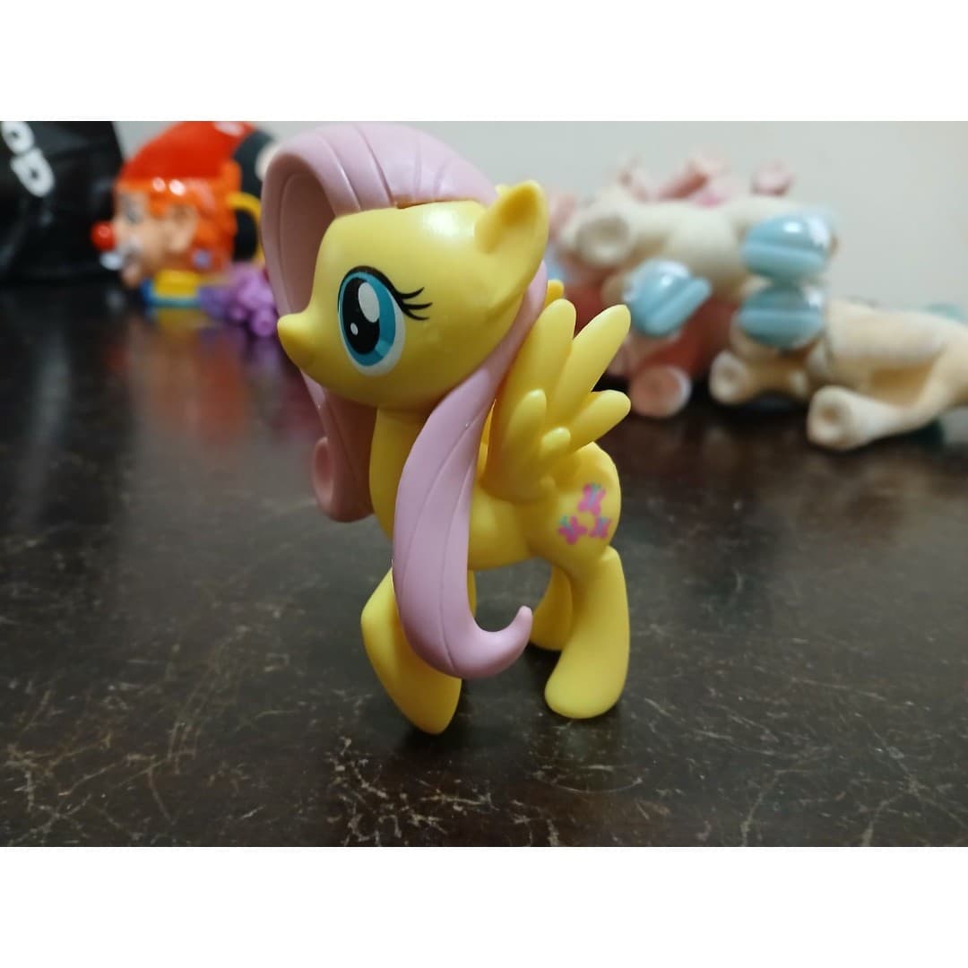 My Little Pony: Friendship is Magic Hasbro's G4 (Generation 4) Fluttershy 2017 - Image 1