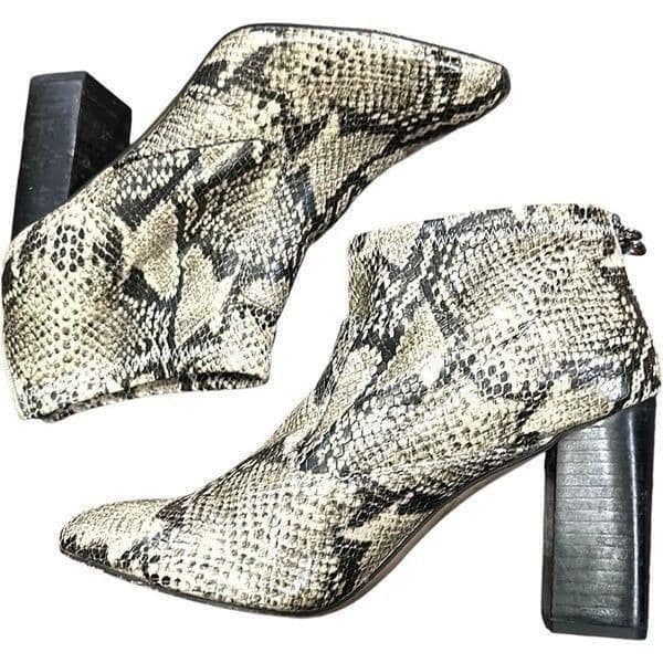 FRANCO SARTO Shoes Heels Kortney Roccia SY Ankle Bootie Boots Black & Ivory Snak - Thumbnail 3