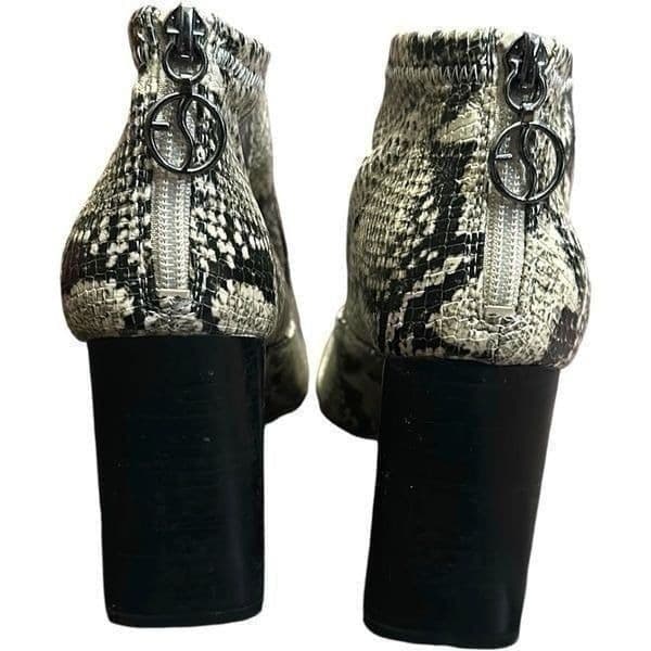 FRANCO SARTO Shoes Heels Kortney Roccia SY Ankle Bootie Boots Black & Ivory Snak - Thumbnail 7