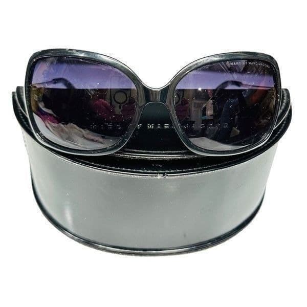 Marc By Marc Jacobs Womens Sunglasses Square Frame Full Black Rim With Case - Image 1
