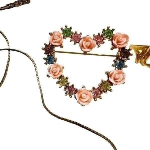 AVON Vintage Bundle Lot of 7 Avon Goldtone Jewelry Pieces 3 Necklaces 3 Brooches - Thumbnail 6