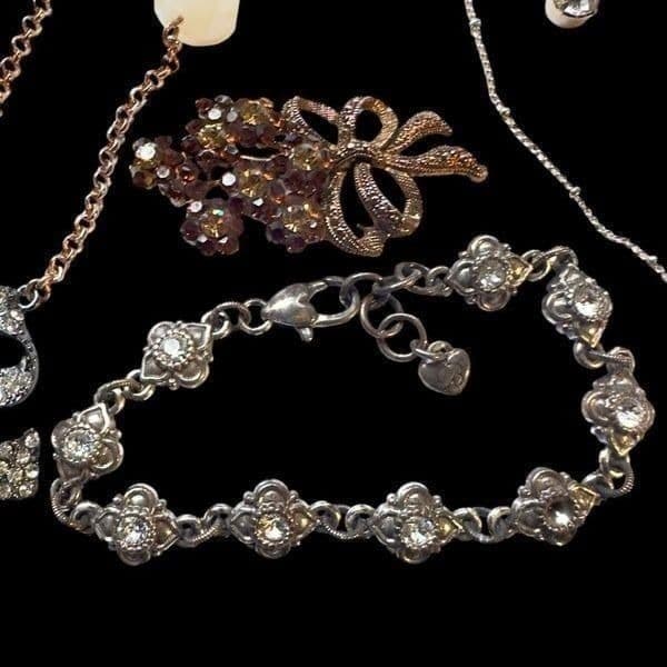 BETSY JOHNSON Jewelry 6 Piece Lot Colorful Bear Floral Rhinestone Embellished Br - Thumbnail 2