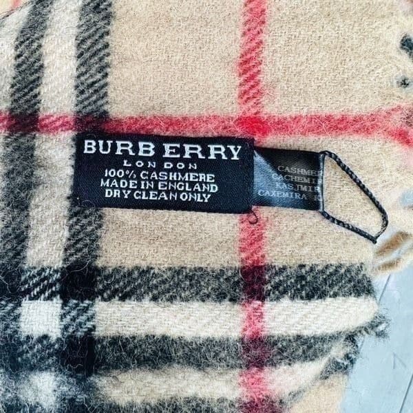 BURBERRY LONDON Nova Check 100% Cashmere Fringe Plaid 50” Scarf NEW WITH TAGS - Thumbnail 6