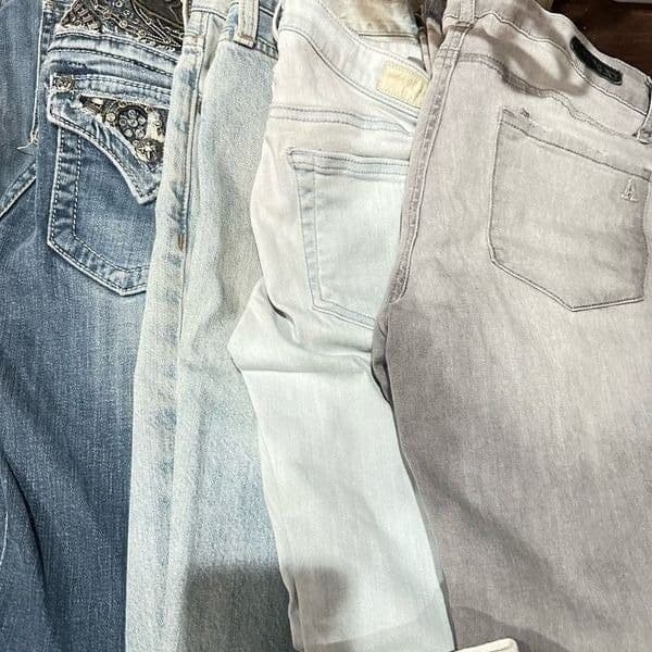 Mystery Bundle Lot of 4 Pair Size 4/27” Designer Denim Jeans-Paige AG Joe’s Vinc - Thumbnail 7
