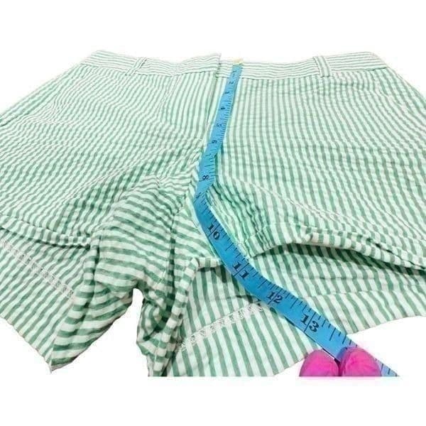 J. CREW City Fit Green White Striped 100 Cotton Shorts w/Pockets Size 6 - Thumbnail 4