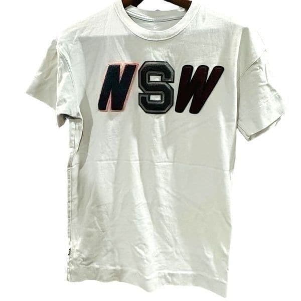 NIKE NSW Nike Sportswear Raised Patch Luxury 100 Cotton TShirt Size Small - Image 1