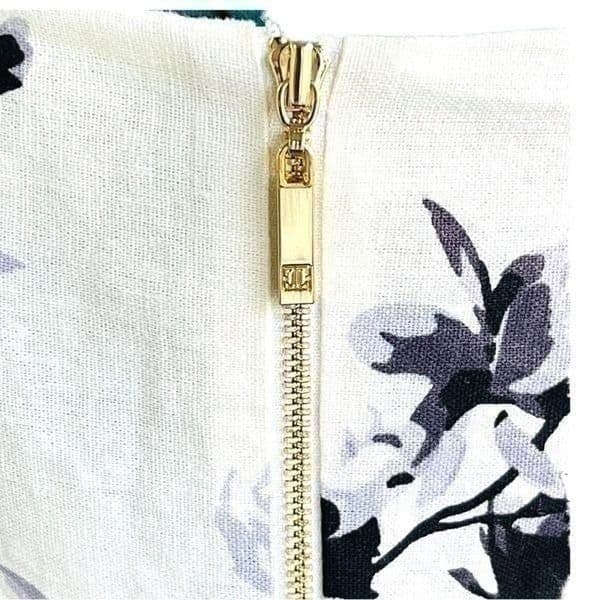 NWT Ivanka Trump Floral Blue & White Sheath Dress Size 12 - Thumbnail 8