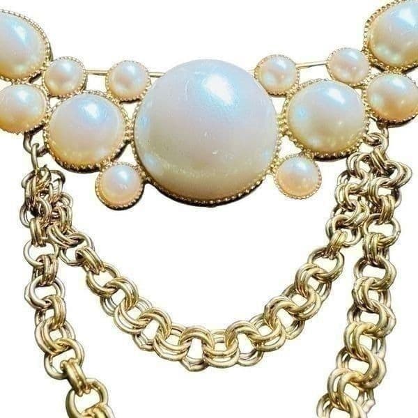 RICHELIEU Signed Goldtone Faux Pearl Vintage Layered Large Brooch - Thumbnail 11