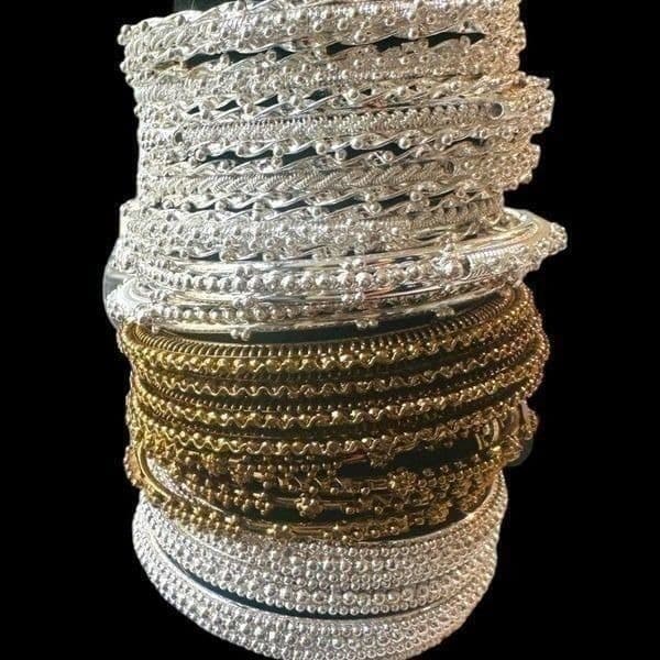 BULK LOT SILVER & GOLD TONE BANGLE BRACELETS Jewelry 19 Total Bracelets Wearable - Thumbnail 2