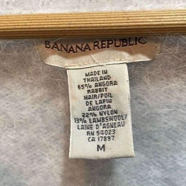 BANANA REPUBLIC Light Blue Soft Angora Rabbit Hair Lambswool Sweater Size Medium - Thumbnail 3