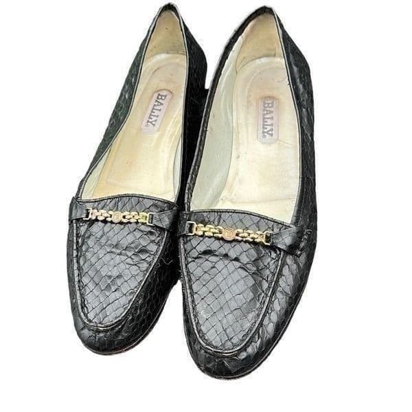 BALLY Crocodile Leather Vintage Slip On Loafers Dress Shoes w/ Gold Chain Detail - Image 1