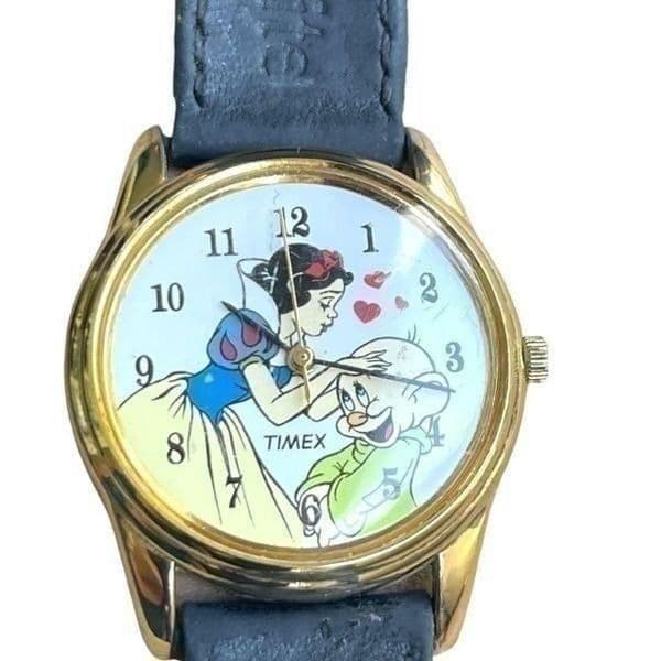 DISNEY SNOW WHITE & The 7 Dwarves Timex Water Resistant 28mm Watch