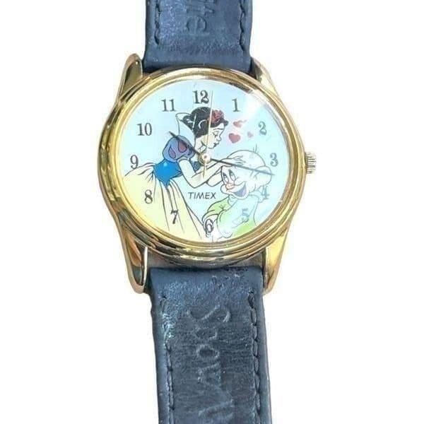 DISNEY SNOW WHITE & The 7 Dwarves Timex Water Resistant 28mm Watch - Thumbnail 2