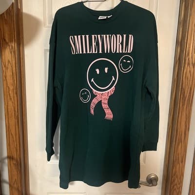 smiley world sweatshirt Green Medium Woman’s With Pink Graphics Dress Long - Image 1