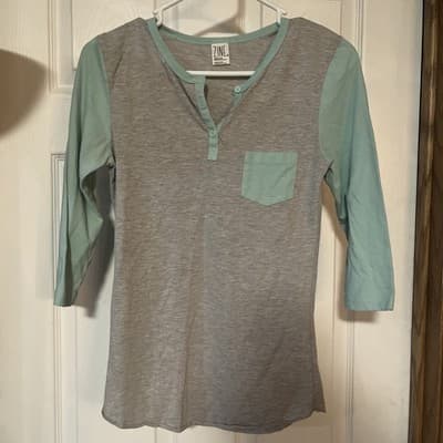 Women’s Quarter Length Two Toned Top Zine Brand Size Medium Turquoise And Gray - Image 1
