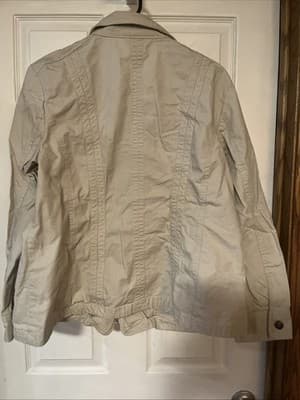 Christopher And Banks Petite Xl Light Eight Long Sleeve Denim Jacket With Pocets - Thumbnail 5