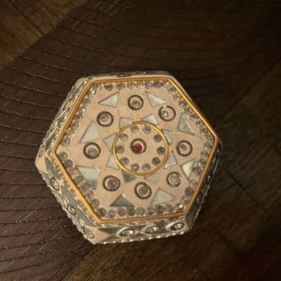 Vintage Octogon Jewelry Pill Trinket Box Rhinestones Mirrors Indian Inspired - Thumbnail 4