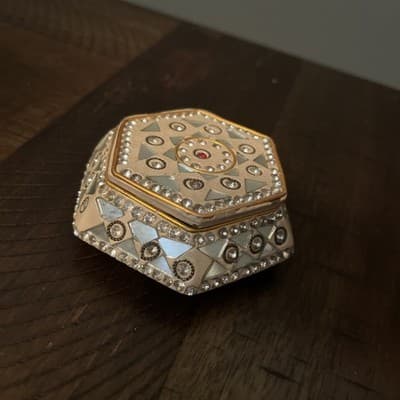 Vintage Octogon Jewelry Pill Trinket Box Rhinestones Mirrors Indian Inspired - Thumbnail 2
