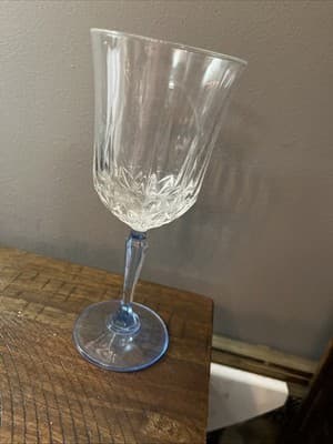 Stemware~~8" Wine Glasses~~Clear Bowl w/Blue Stem & Base~ - Thumbnail 4