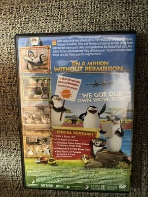 The Penguins of Madagascar (DVD, 2009) - Thumbnail 2